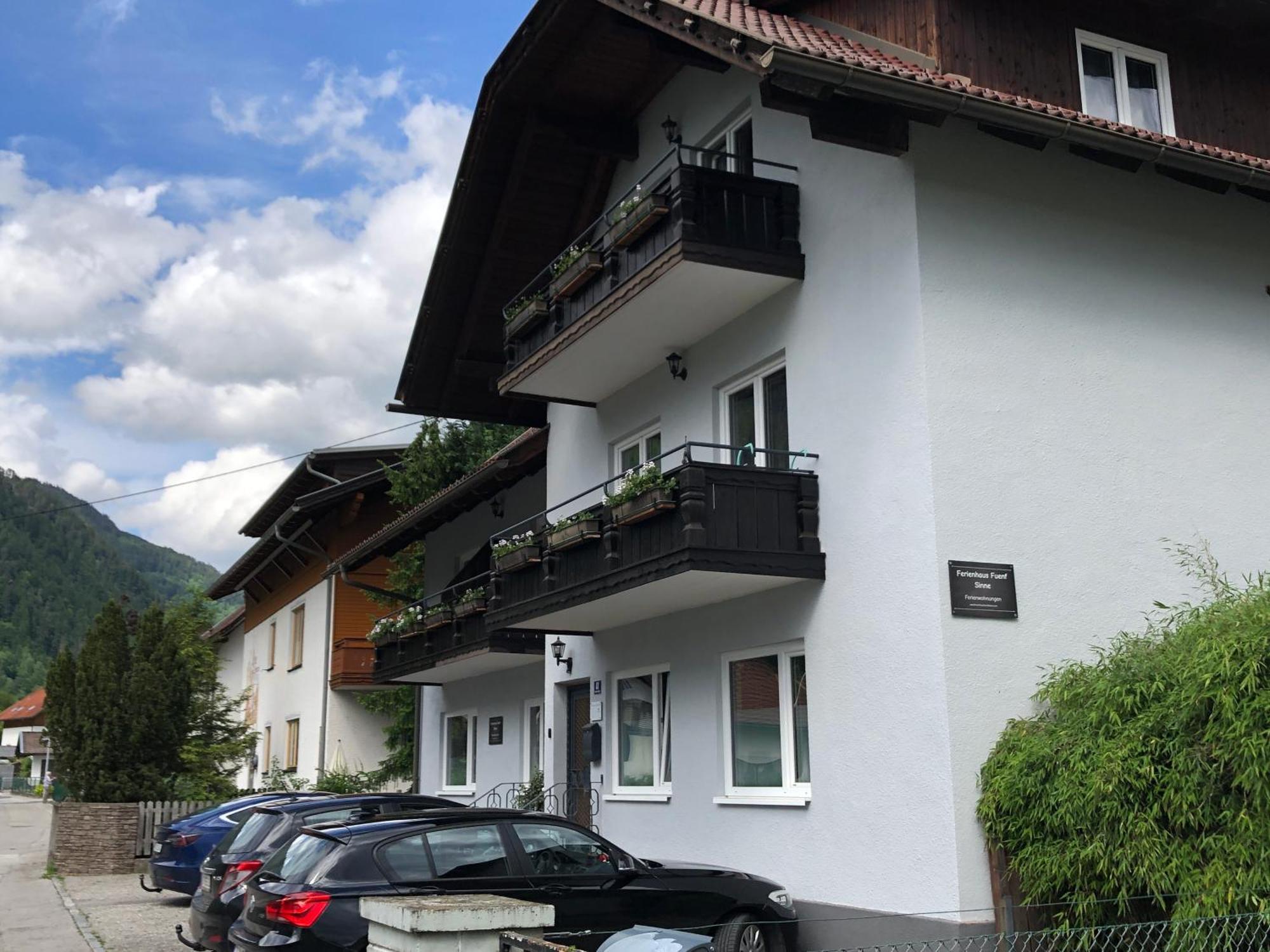 Appartement Felsblick Ferienhaus Fuenf Sinne Döbriach Eksteriør bilde